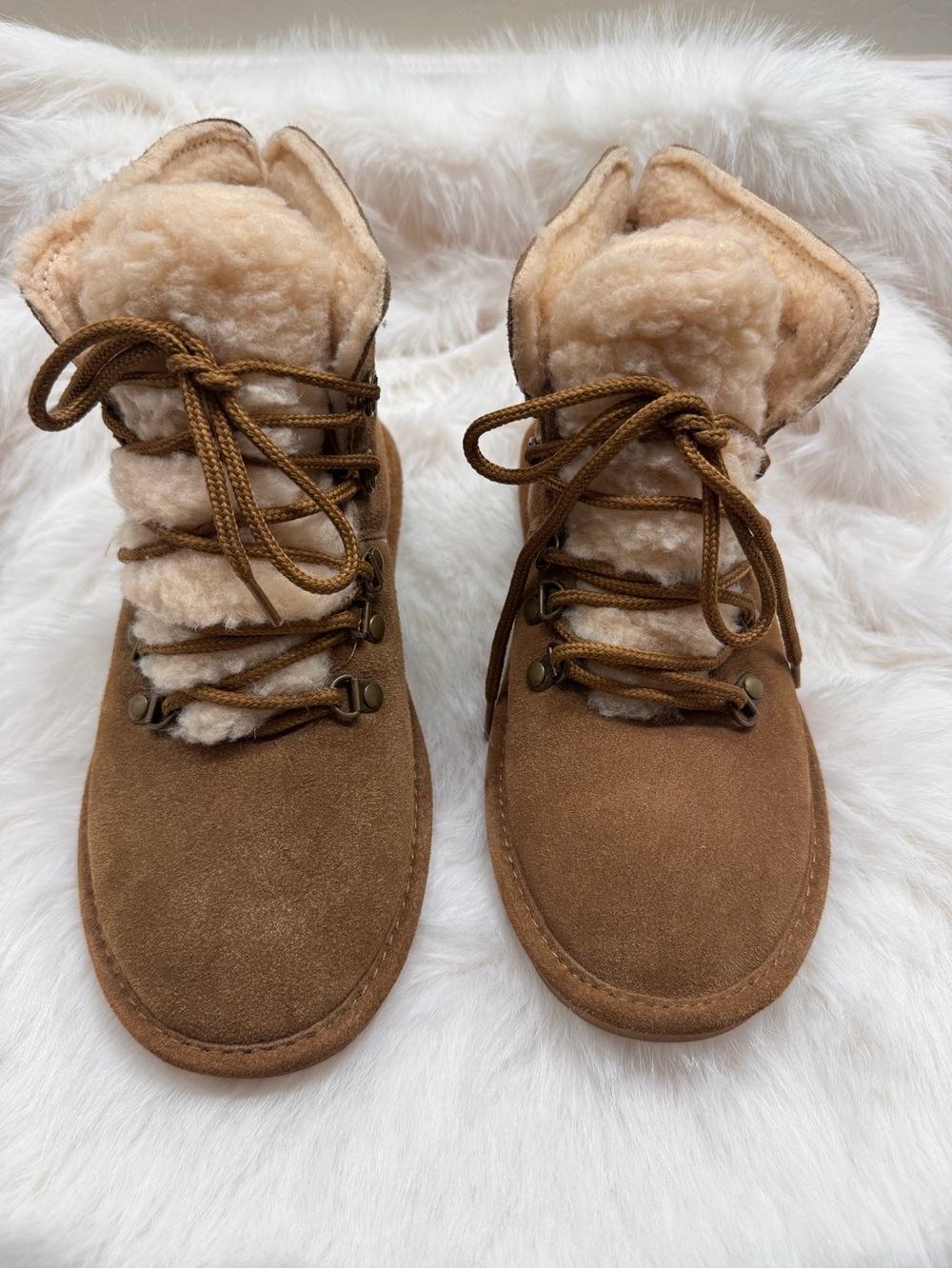 BearPaw Women's Brown Suede Shearling-Lined Lace-Up Boots